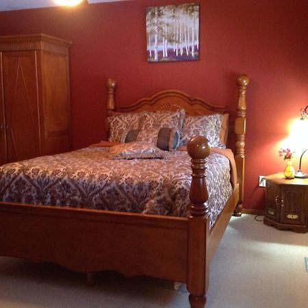 A Mooseberry Inn B&B Slana Dış mekan fotoğraf