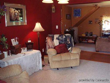 A Mooseberry Inn B&B Slana İç mekan fotoğraf